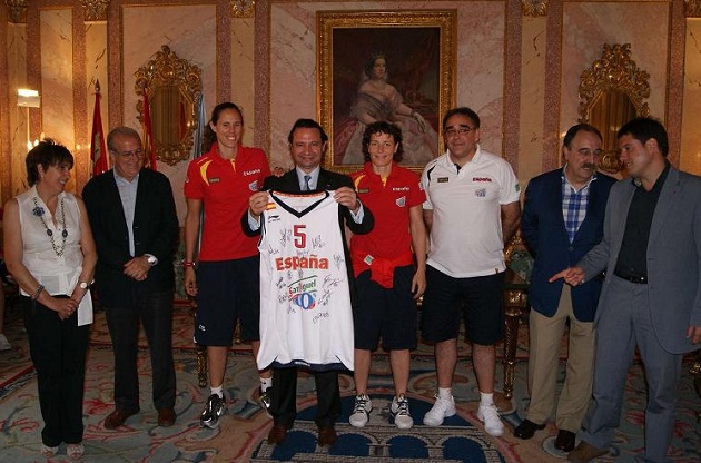 Recepción oficial a la Selección Española Femenina de Baloncesto