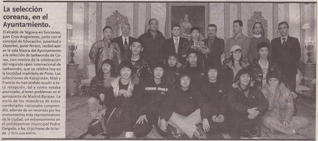 La selección coreana de Taekwondo, en el Ayuntamiento