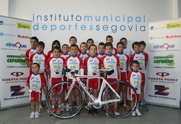 Presentación de la Escuela Ciclista del Club 53x13